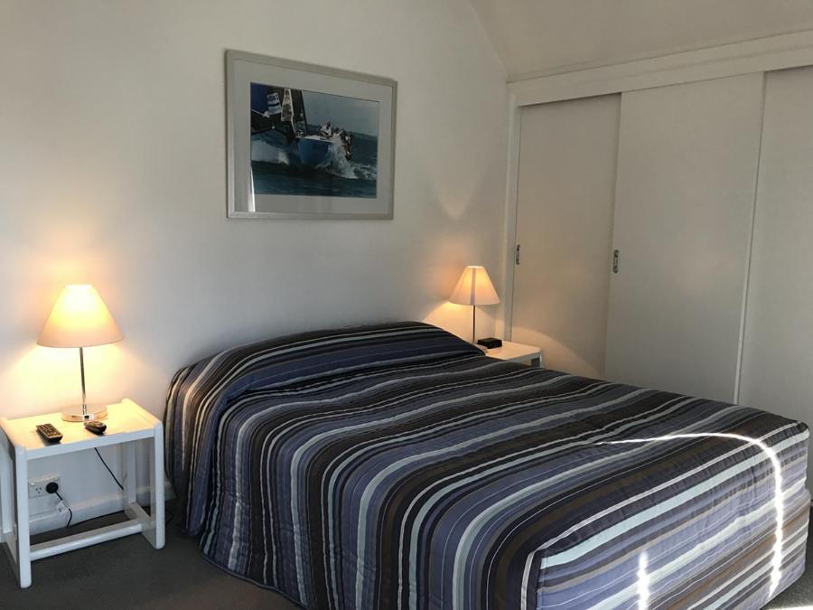 Edgewater Terraces At 4*